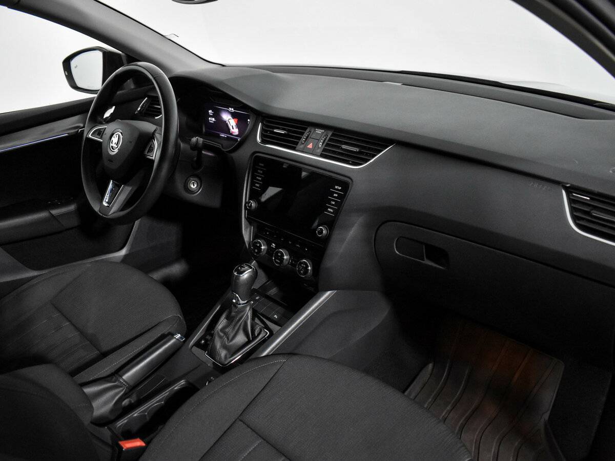 Skoda Octavia с пробегом — 2019 год. Фото: #11