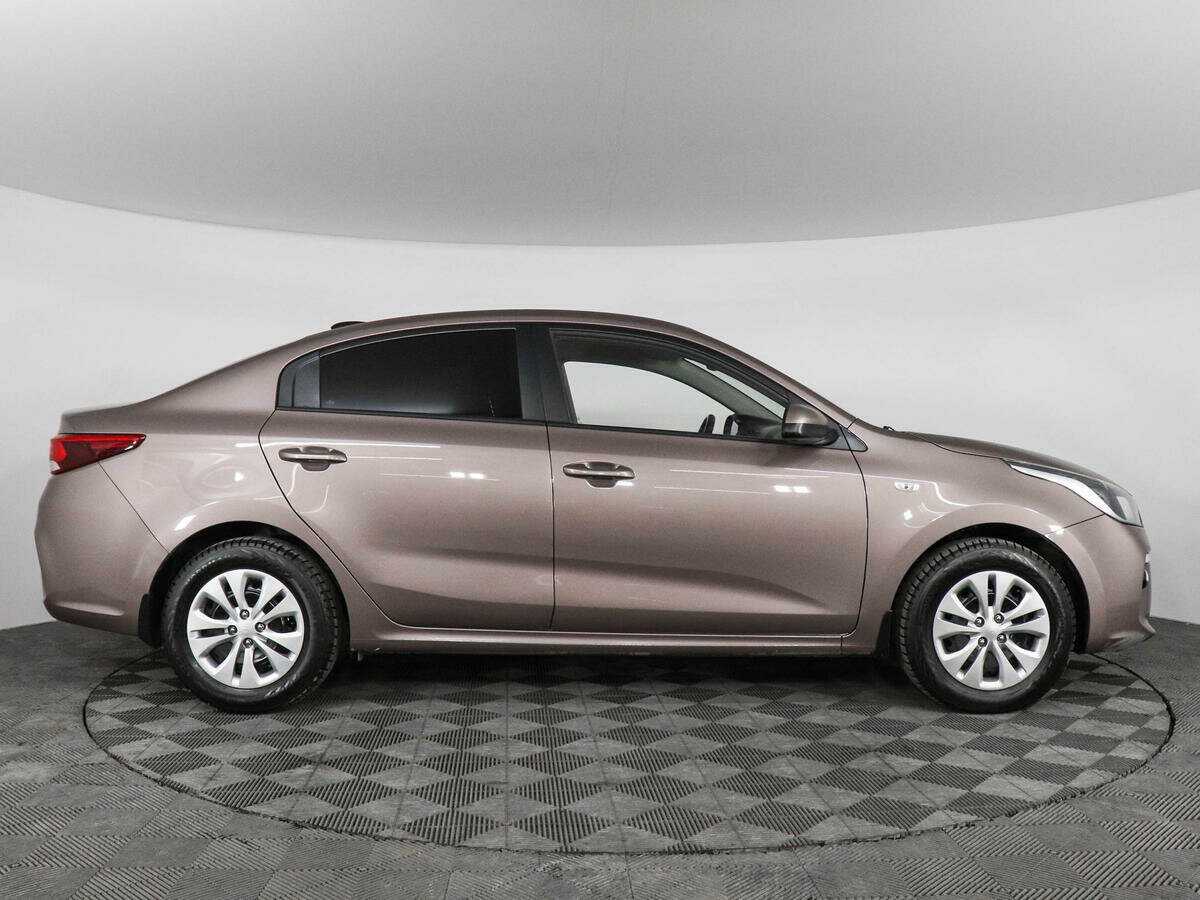 Kia Rio с пробегом — 2019 год. Фото: #3