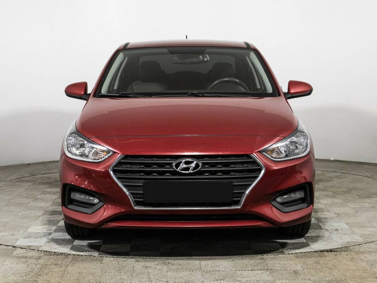 Hyundai Solaris с пробегом — 2018 год. Фото: #1