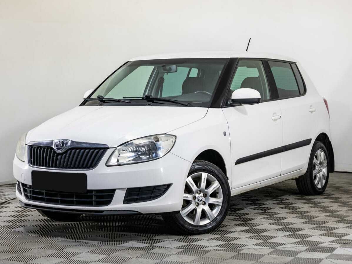 Skoda Fabia с пробегом — 2014 год. Посмотреть фото