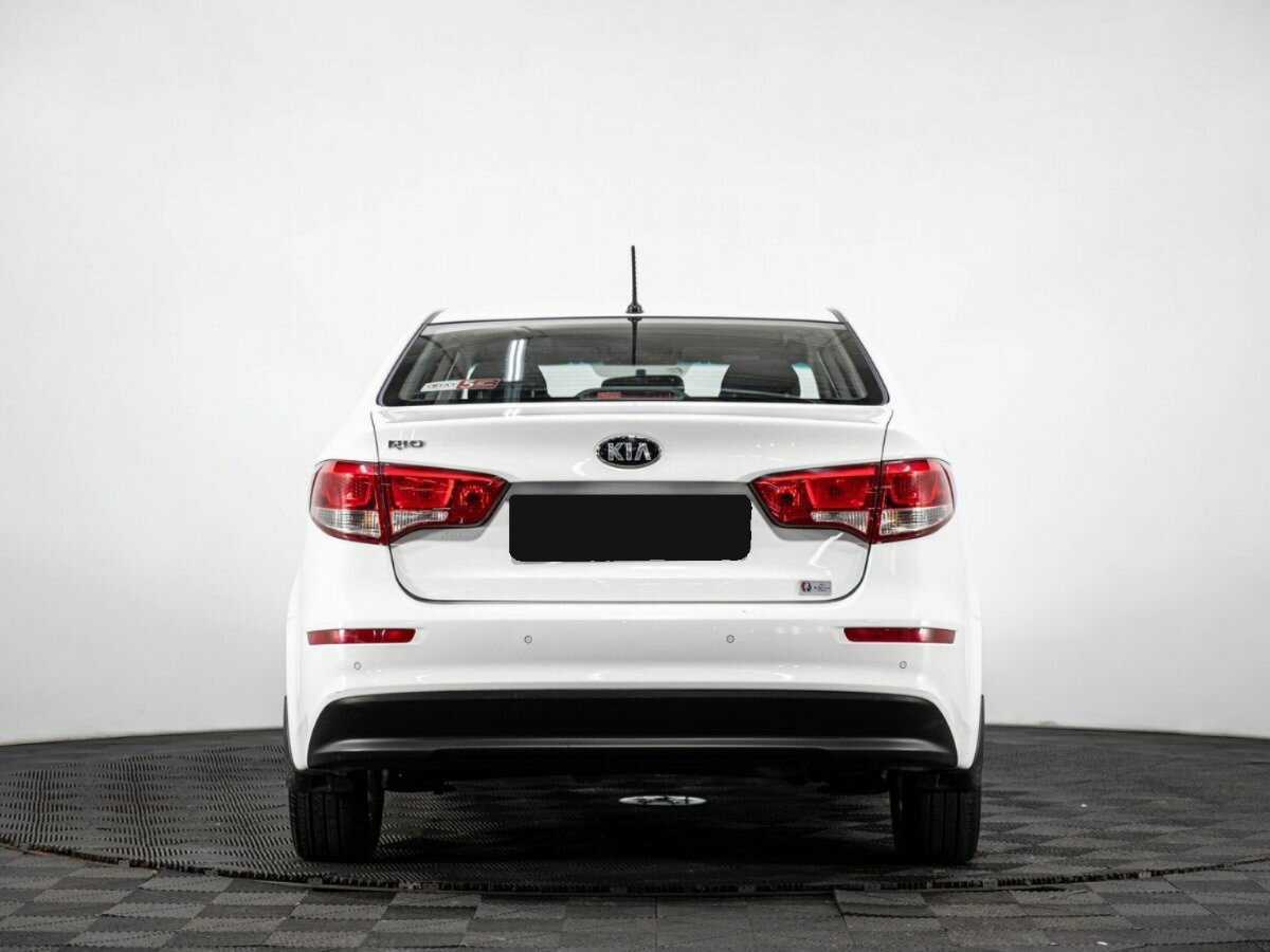 Kia Rio с пробегом — 2016 год. Фото: #4