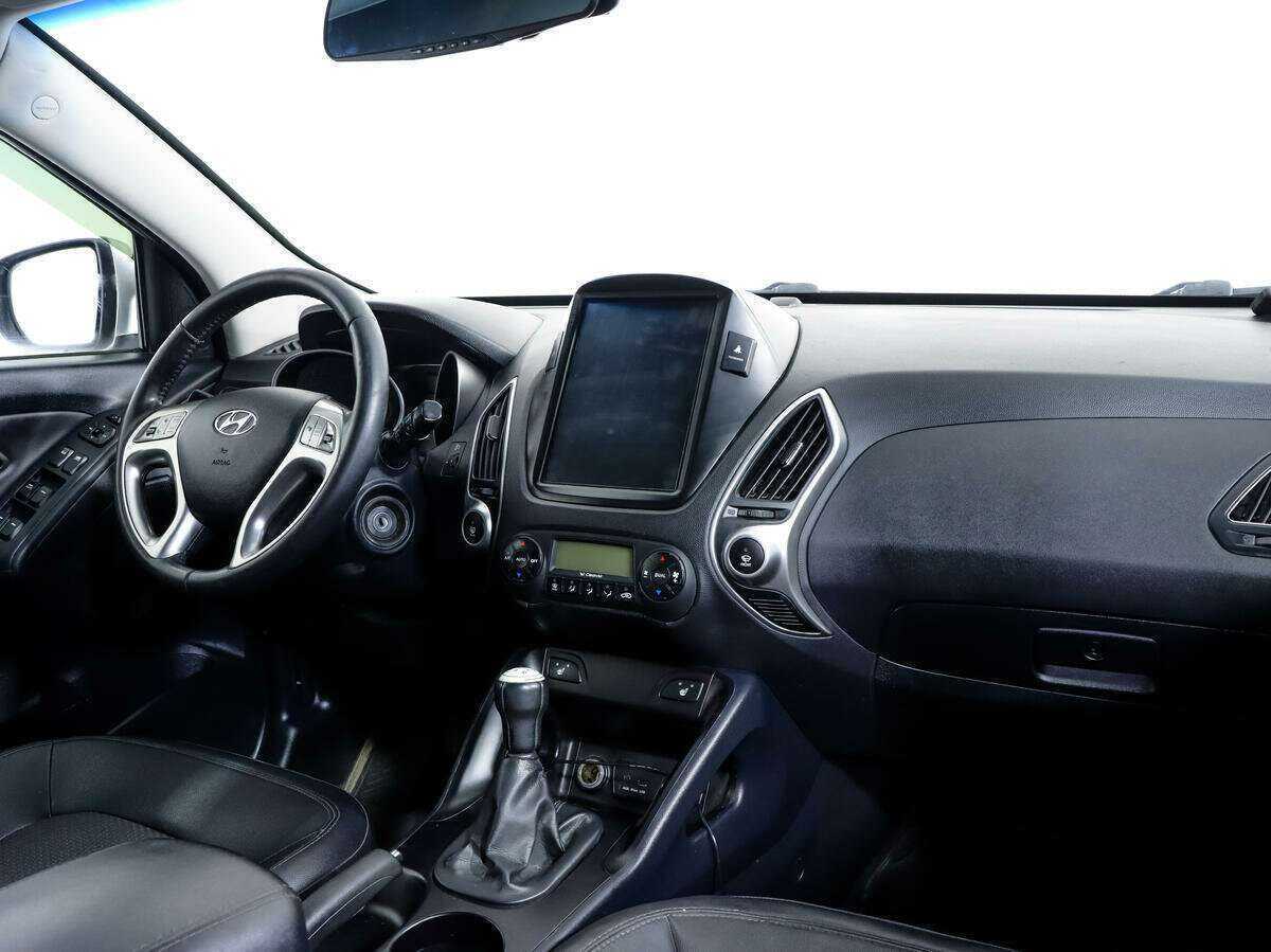 Hyundai ix35 с пробегом — 2012 год. Фото: #8