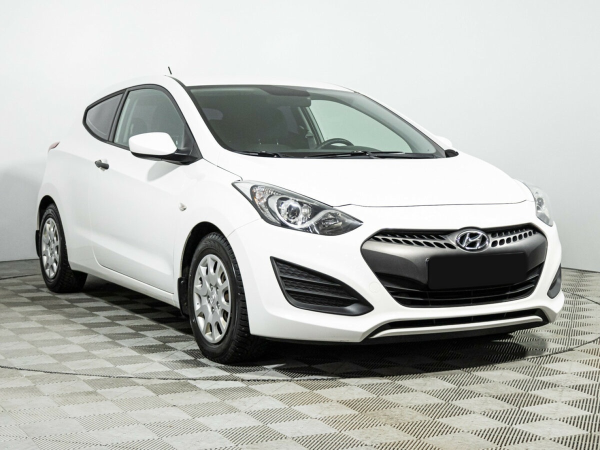 Hyundai i30 с пробегом — 2014 год. Фото: #2