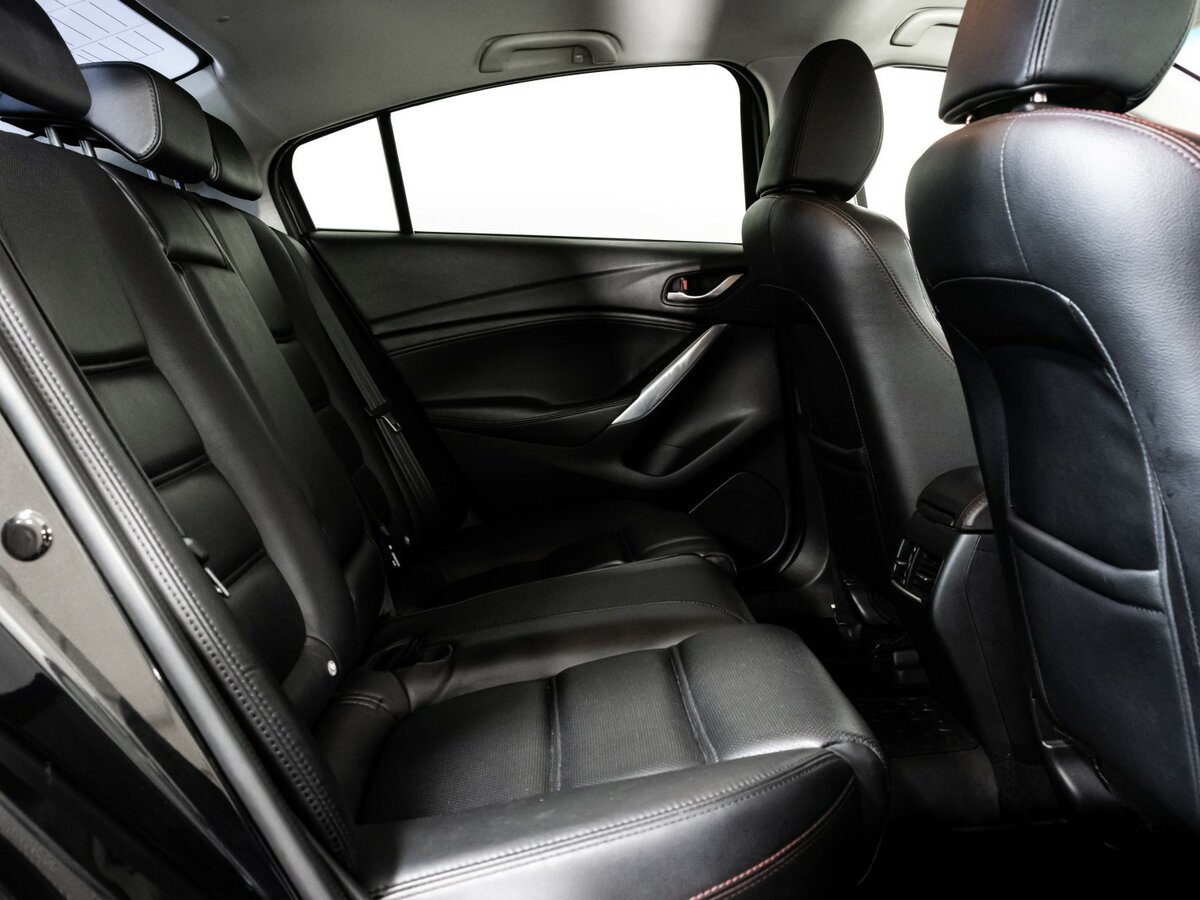 Mazda 6 с пробегом — 2014 год. Фото: #12