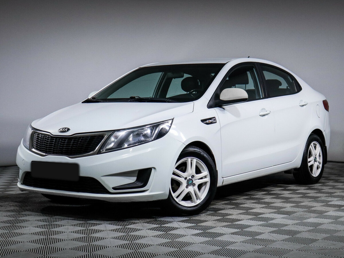 Kia Rio с пробегом — 2014 год. Посмотреть фото