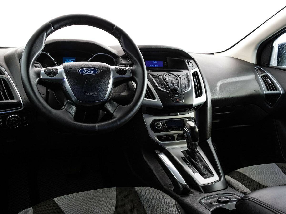 Ford Focus с пробегом — 2012 год. Фото: #8