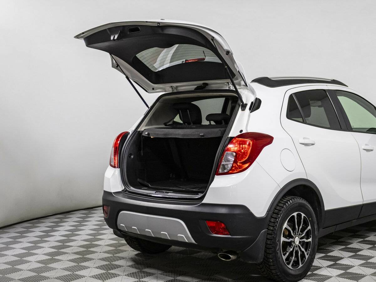 Opel Mokka с пробегом — 2013 год. Фото: #13