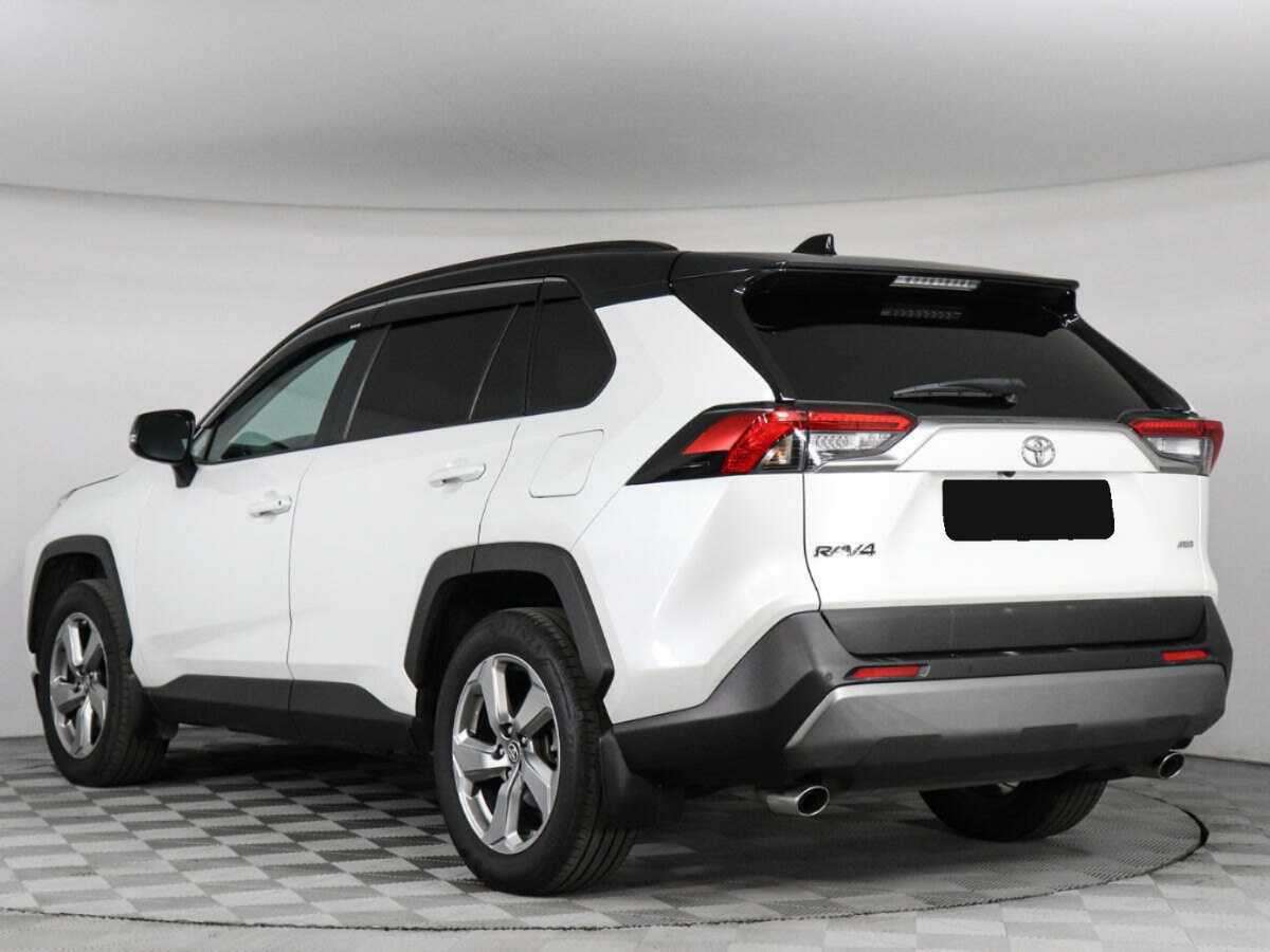 Toyota RAV4 с пробегом — 2020 год. Фото: #5