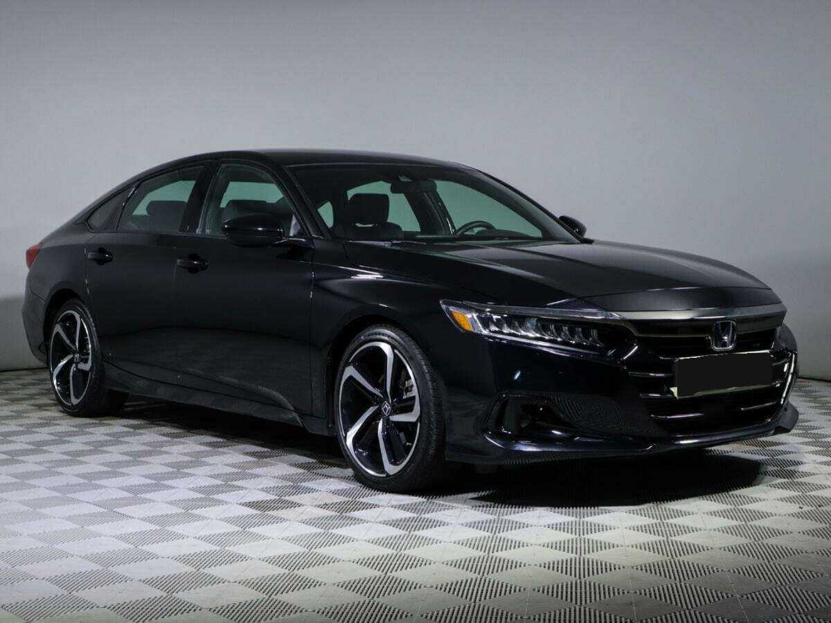 Honda Accord с пробегом — 2022 год. Фото: #2