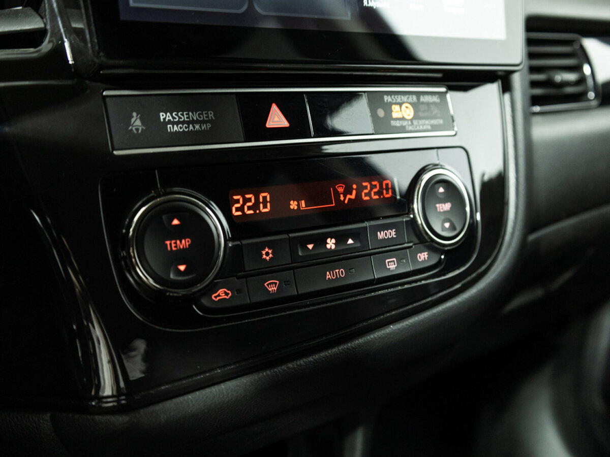 Mitsubishi Outlander с пробегом — 2018 год. Фото: #15