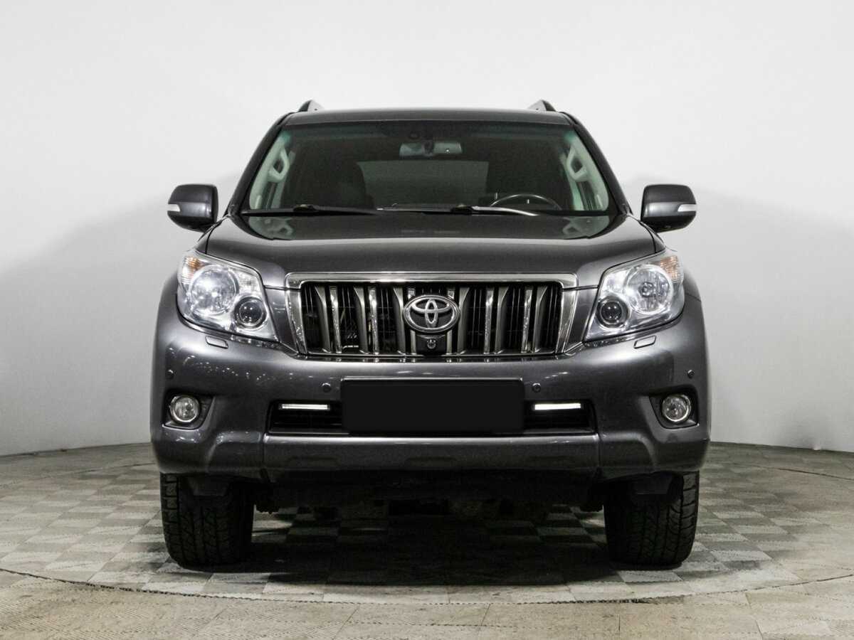 Toyota Land Cruiser Prado с пробегом — 2012 год. Фото: #1