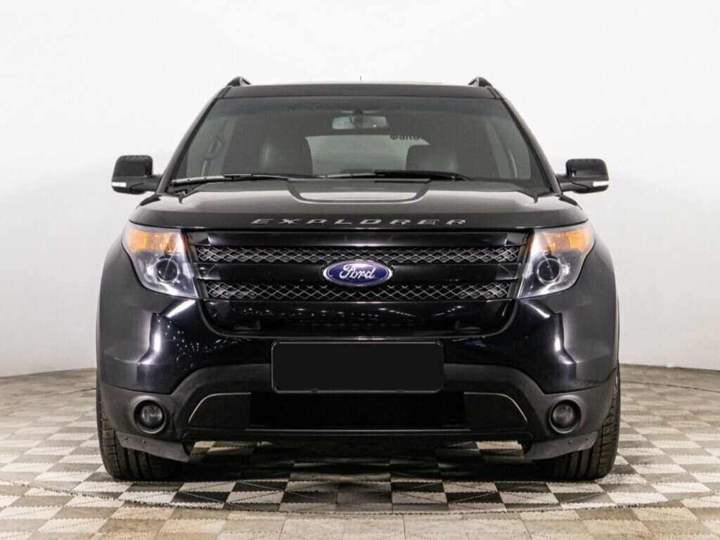Ford Explorer с пробегом — 2013 год. Фото: #1
