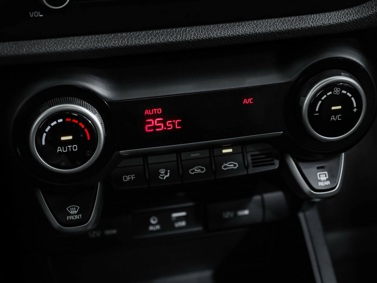 Kia Rio с пробегом — 2020 год. Фото: #14
