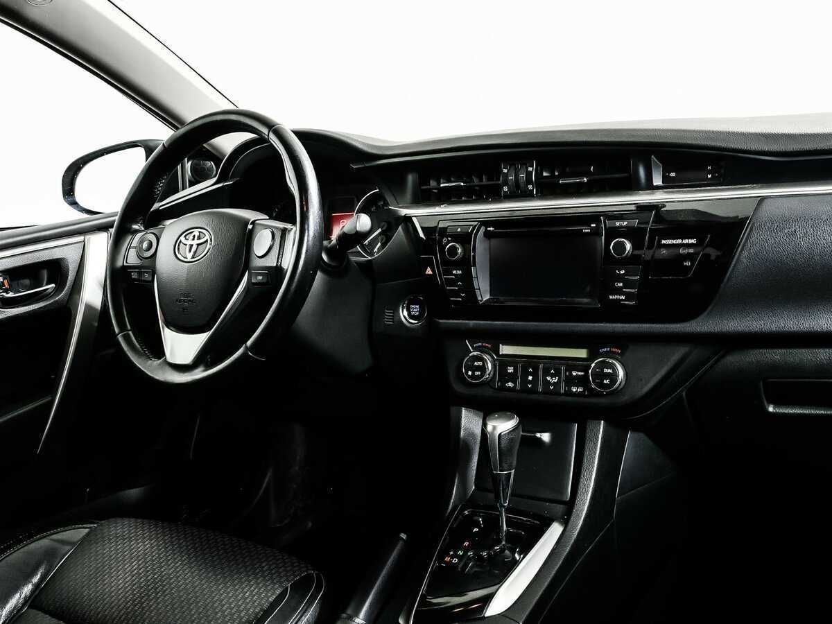 Toyota Corolla с пробегом — 2013 год. Фото: #8