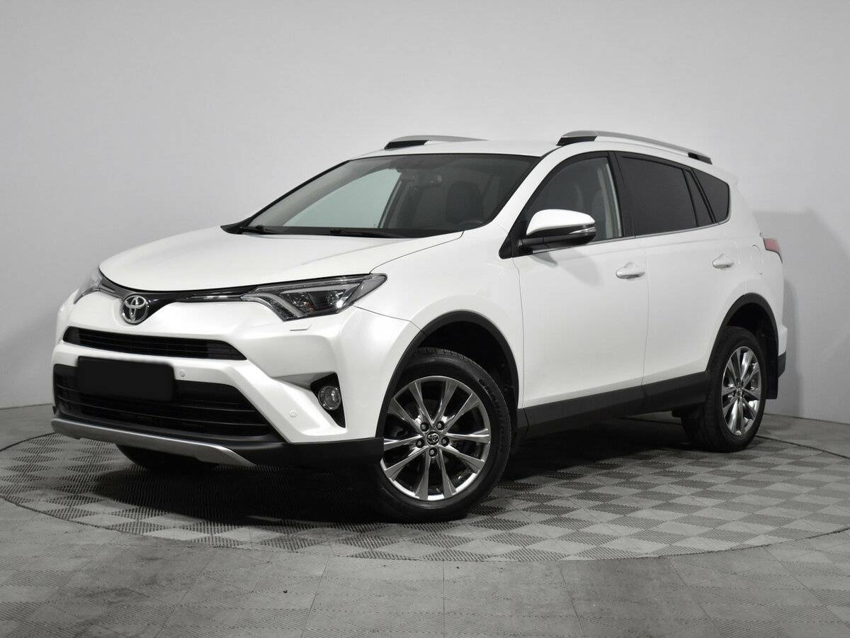 Toyota RAV4 с пробегом — 2018 год. Фото: #0