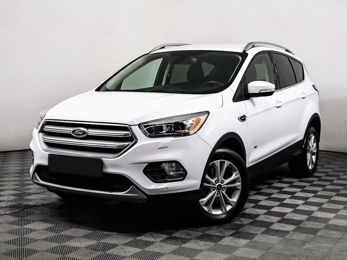 Ford Kuga с пробегом — 2017 год. Фото: #0