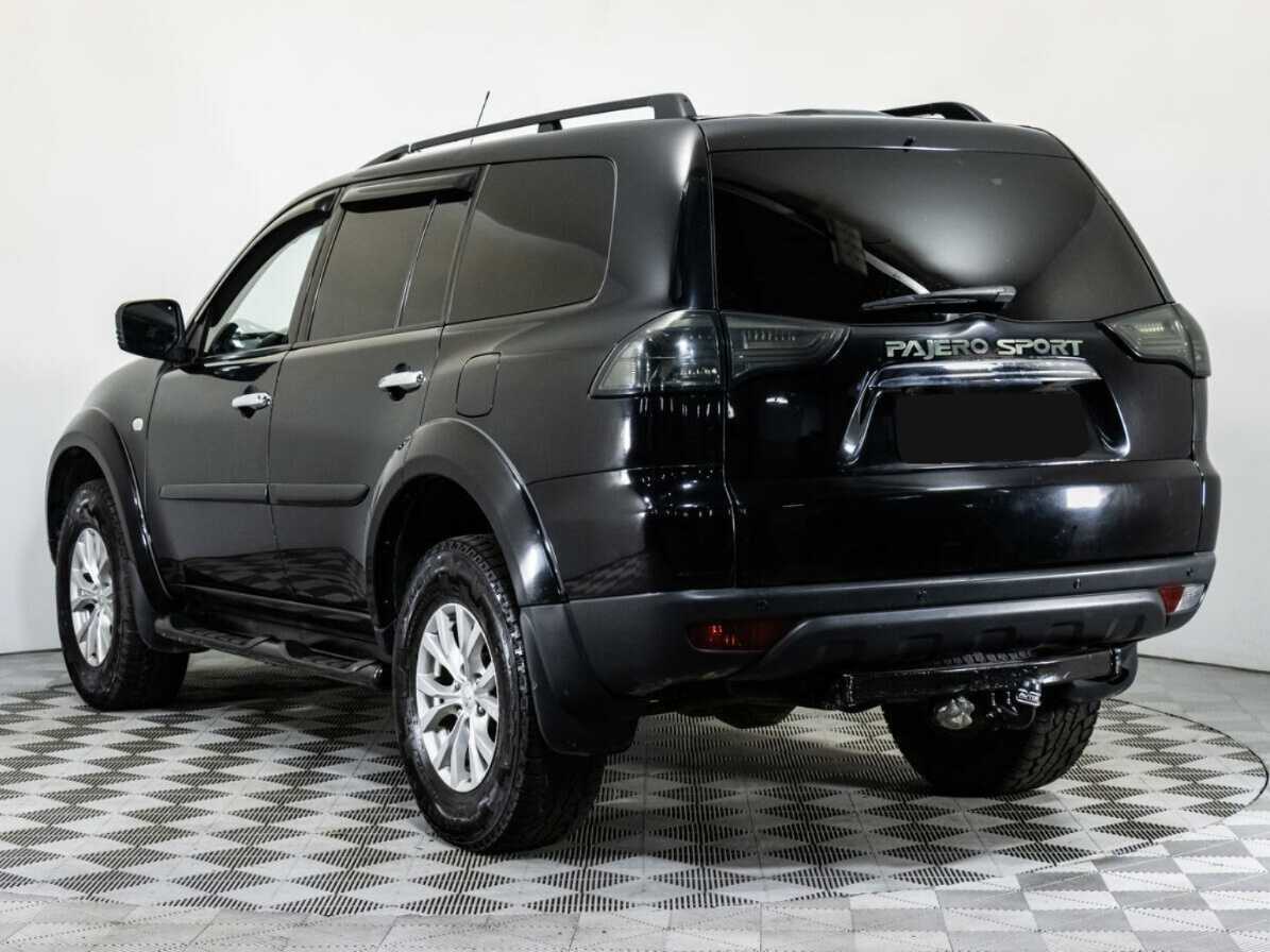 Mitsubishi Pajero Sport с пробегом — 2014 год. Фото: #6