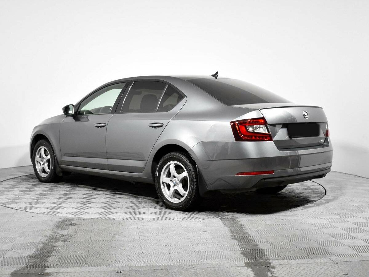 Skoda Octavia с пробегом — 2020 год. Фото: #6