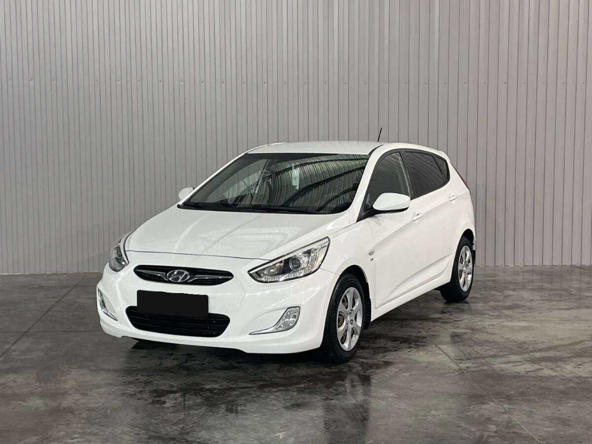 Hyundai Solaris с пробегом — 2014 год. Фото: #0