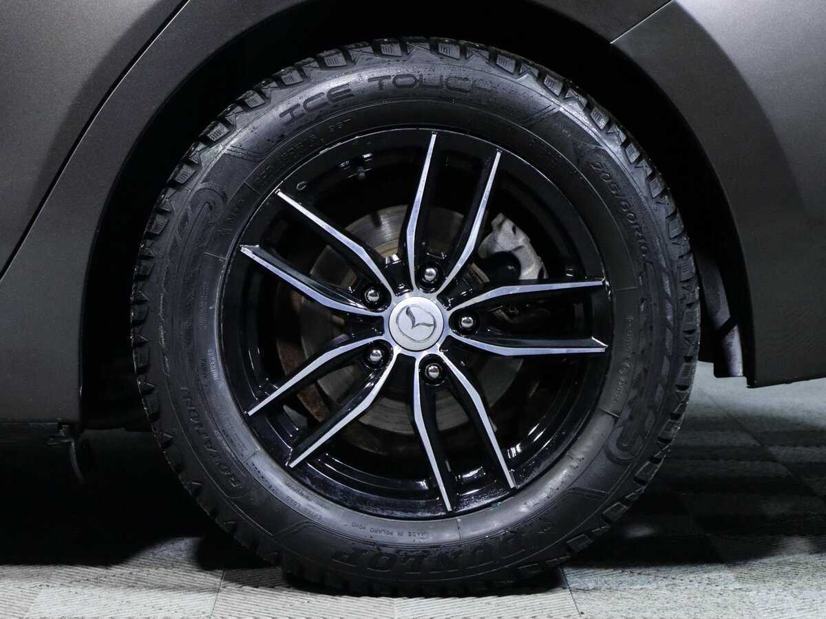 Mazda 3 с пробегом — 2014 год. Фото: #13