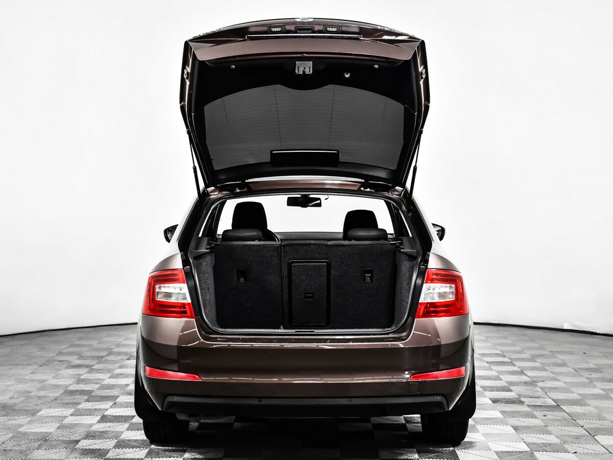 Skoda Octavia с пробегом — 2014 год. Фото: #12