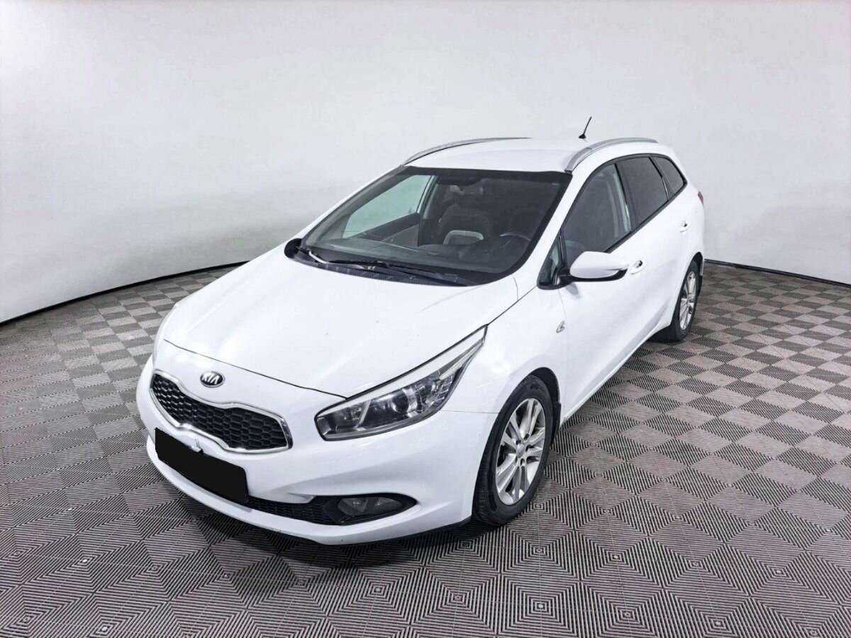 Kia Ceed с пробегом — 2012 год. Фото: #0