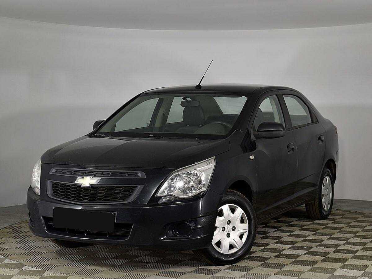 Chevrolet Cobalt с пробегом — 2013 год. Фото: #0