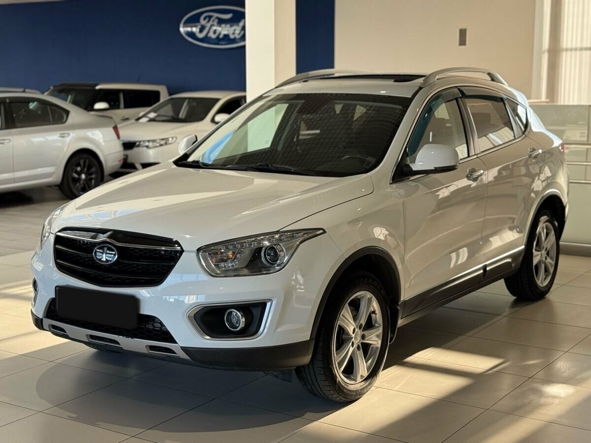 FAW Besturn X80 с пробегом — 2017 год. Фото: #0