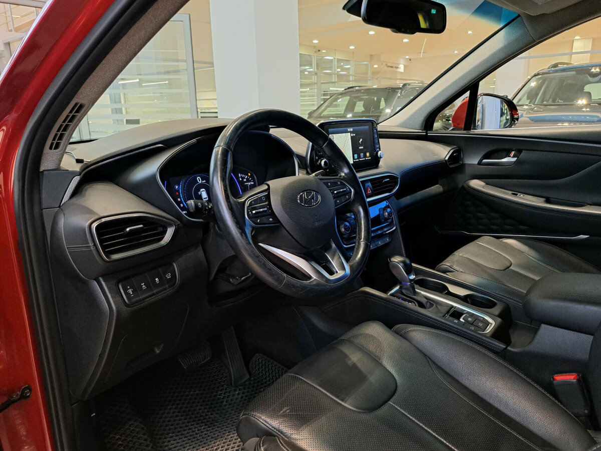 Hyundai Santa Fe с пробегом — 2019 год. Фото: #15