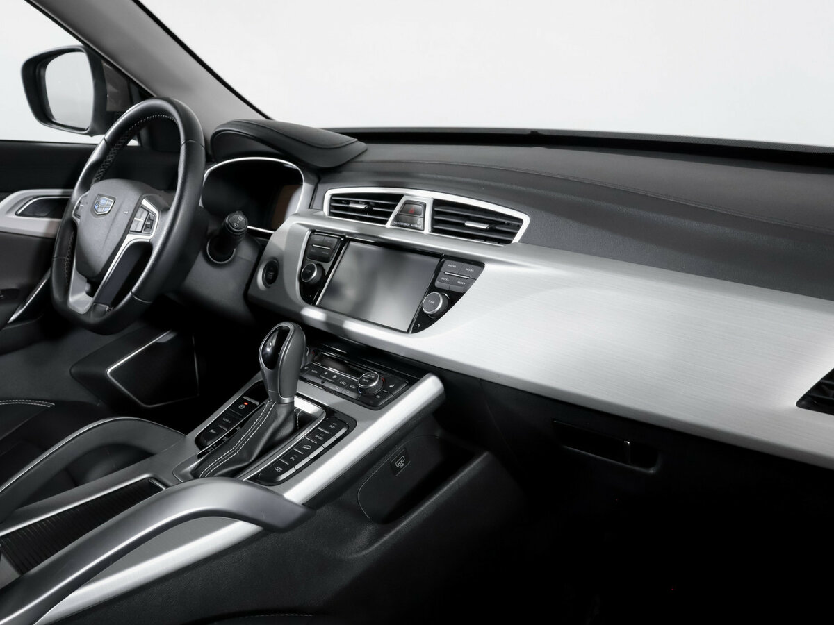 Geely Atlas с пробегом — 2019 год. Фото: #8