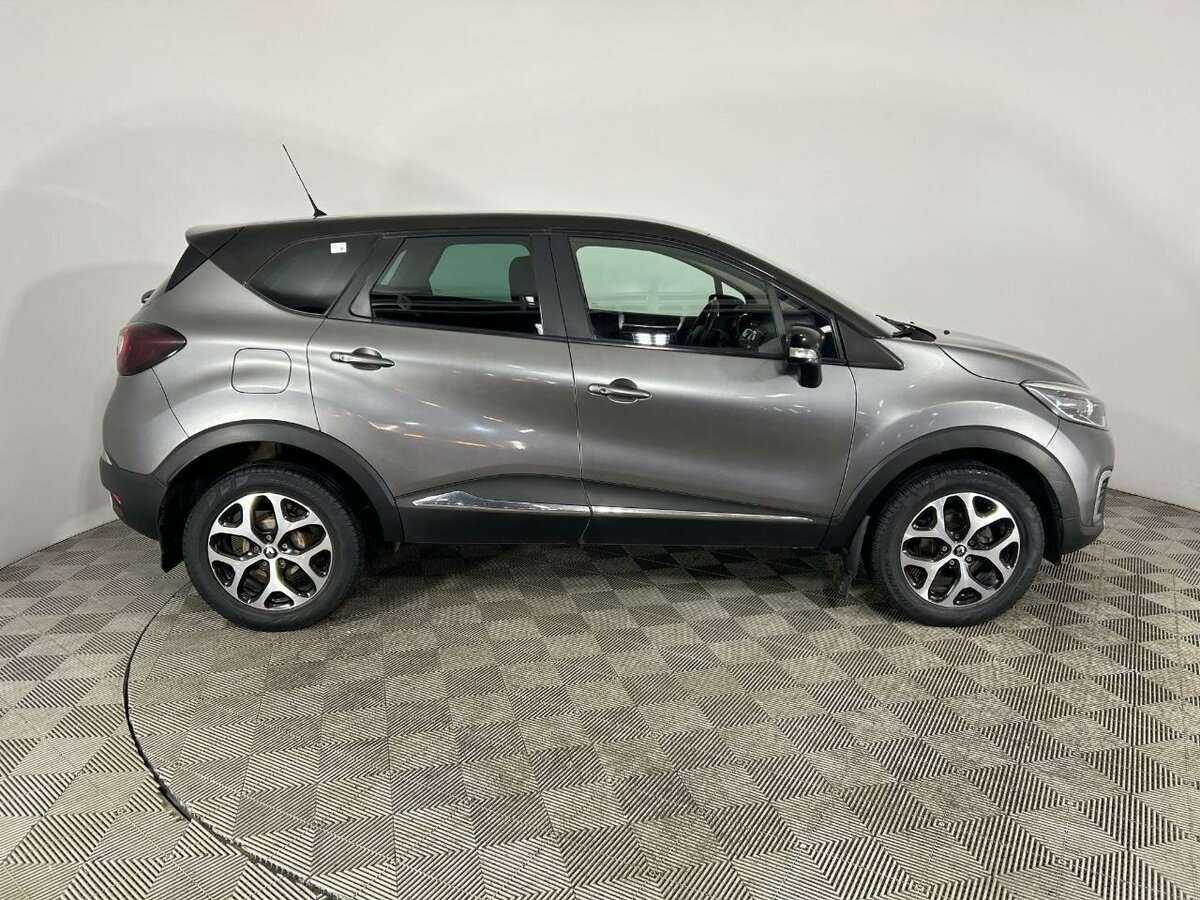 Renault Kaptur с пробегом — 2017 год. Фото: #3