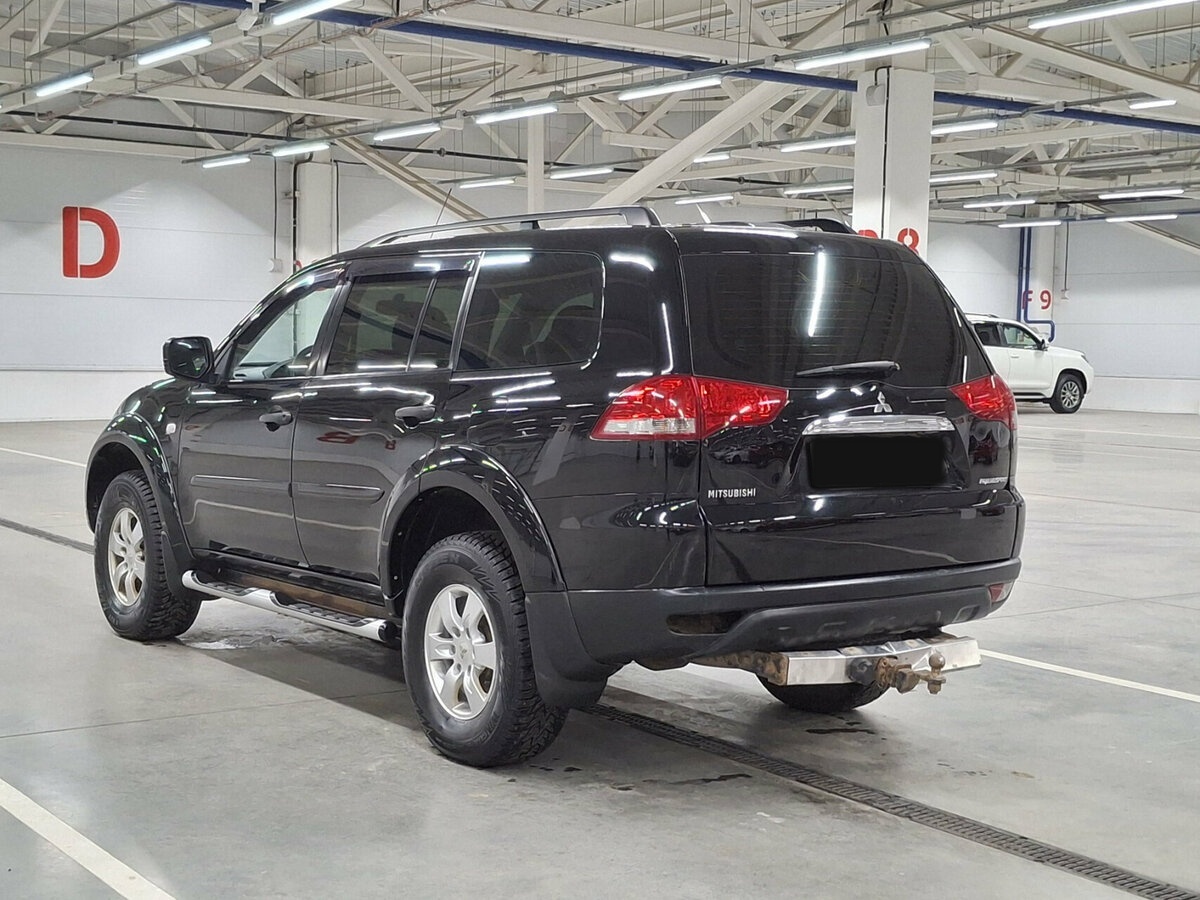 Mitsubishi Pajero Sport с пробегом — 2014 год. Фото: #6