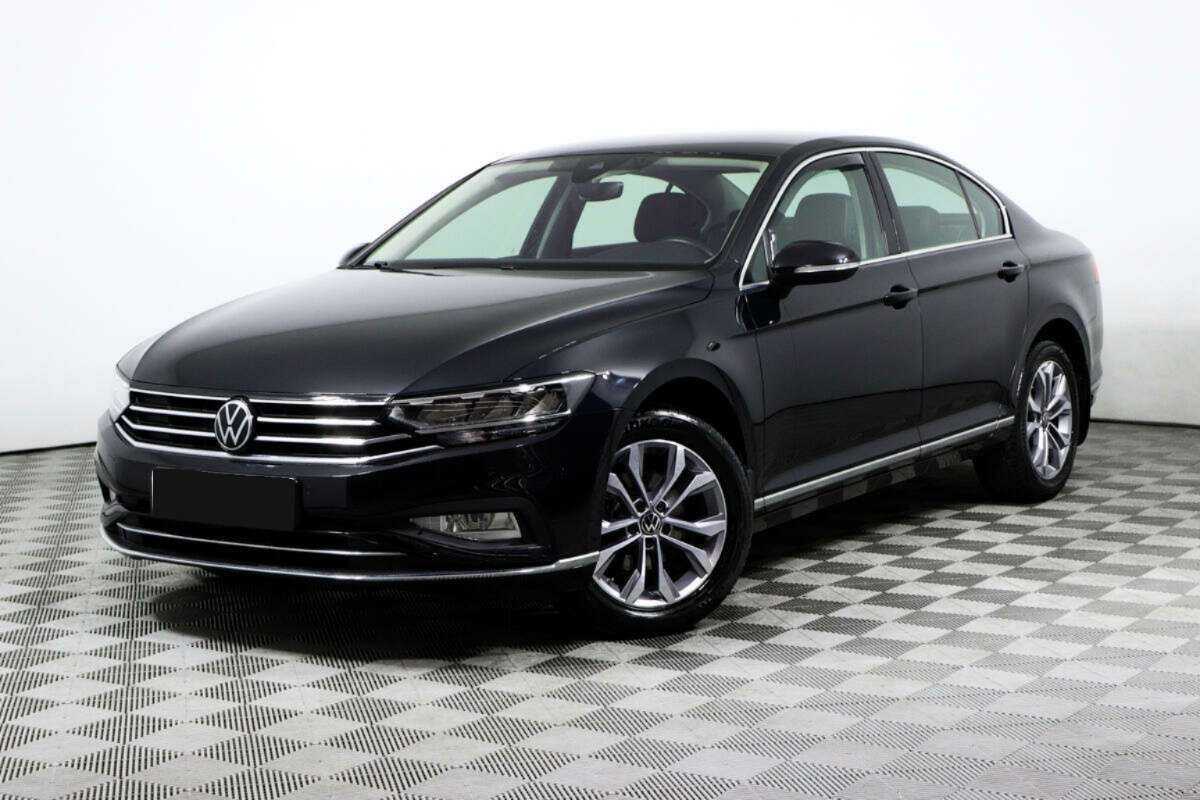 Volkswagen Passat с пробегом — 2021 год. Фото: #0