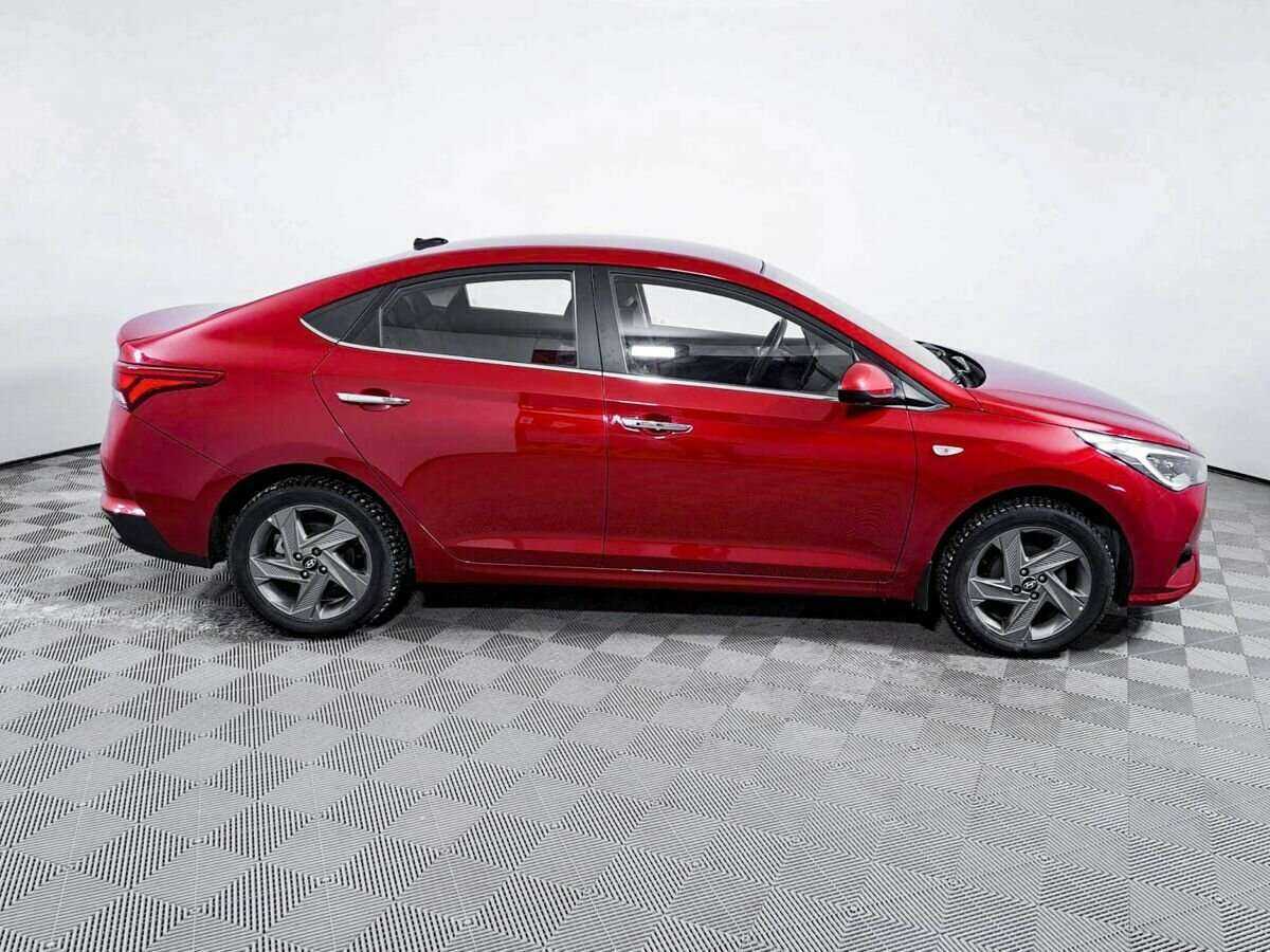 Hyundai Solaris с пробегом — 2020 год. Фото: #3