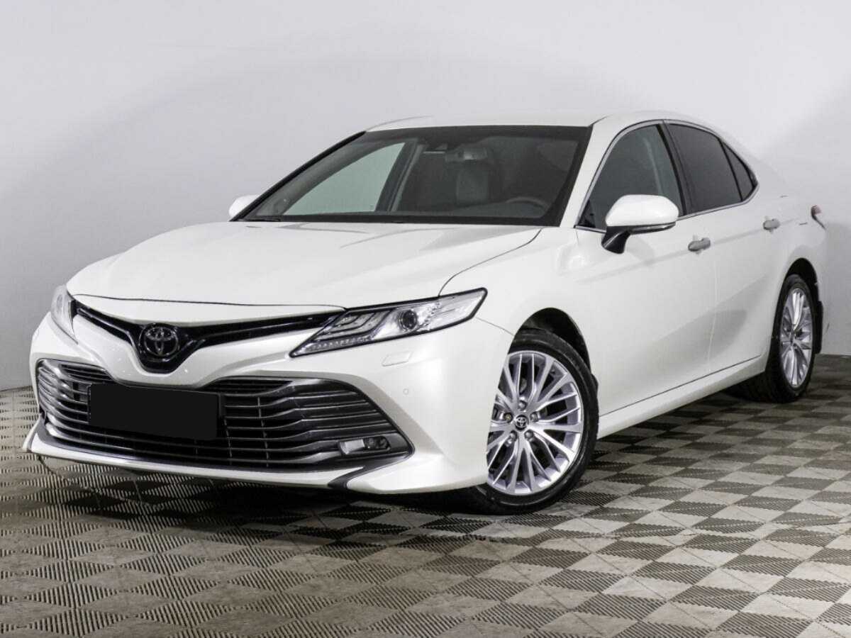 Toyota Camry с пробегом — 2020 год. Посмотреть фото