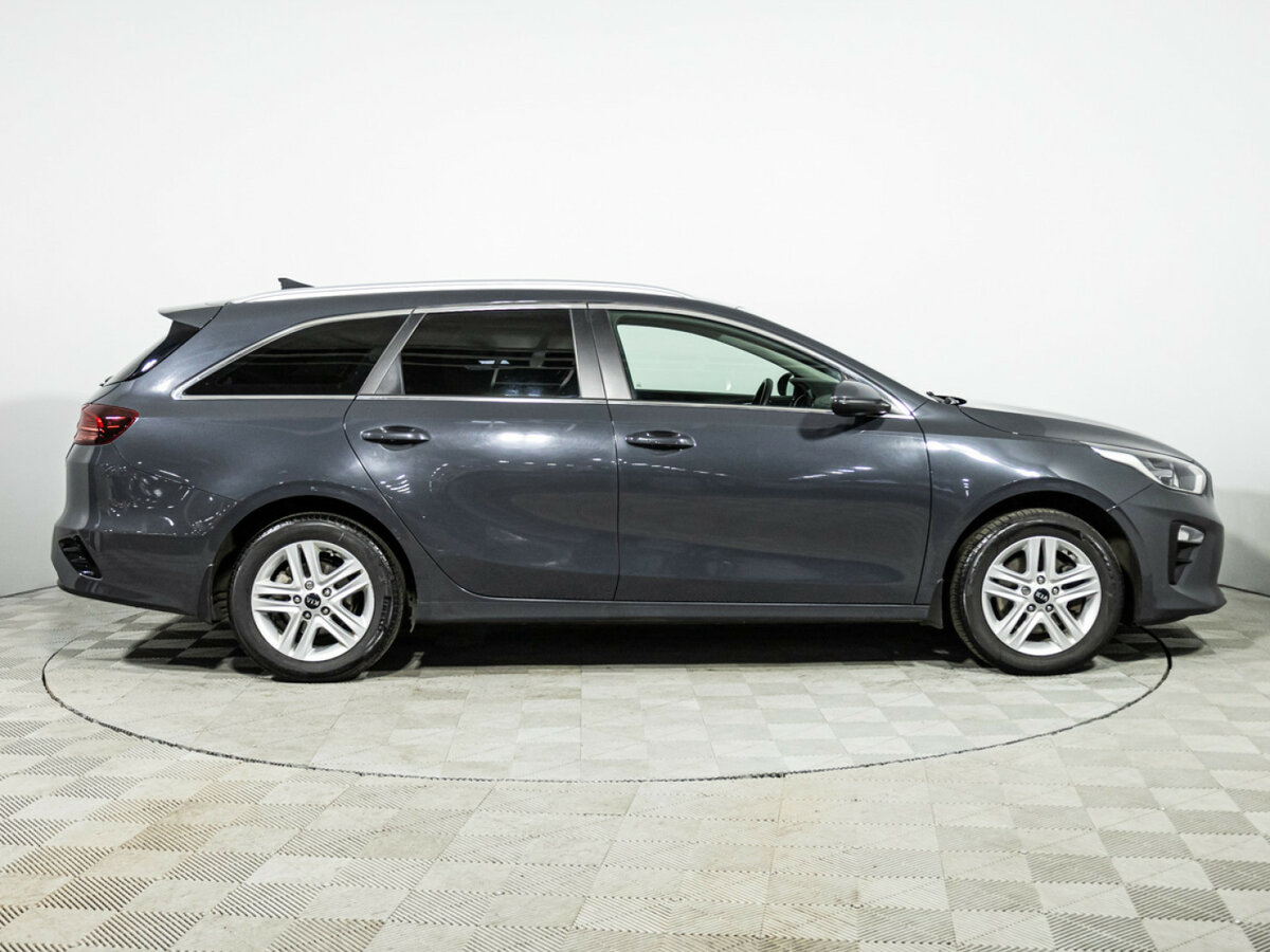 Kia Ceed с пробегом — 2021 год. Фото: #3