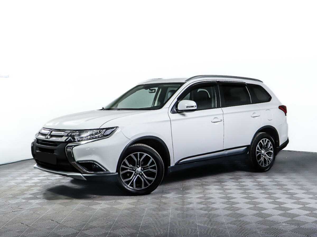 Mitsubishi Outlander с пробегом — 2017 год. Посмотреть фото