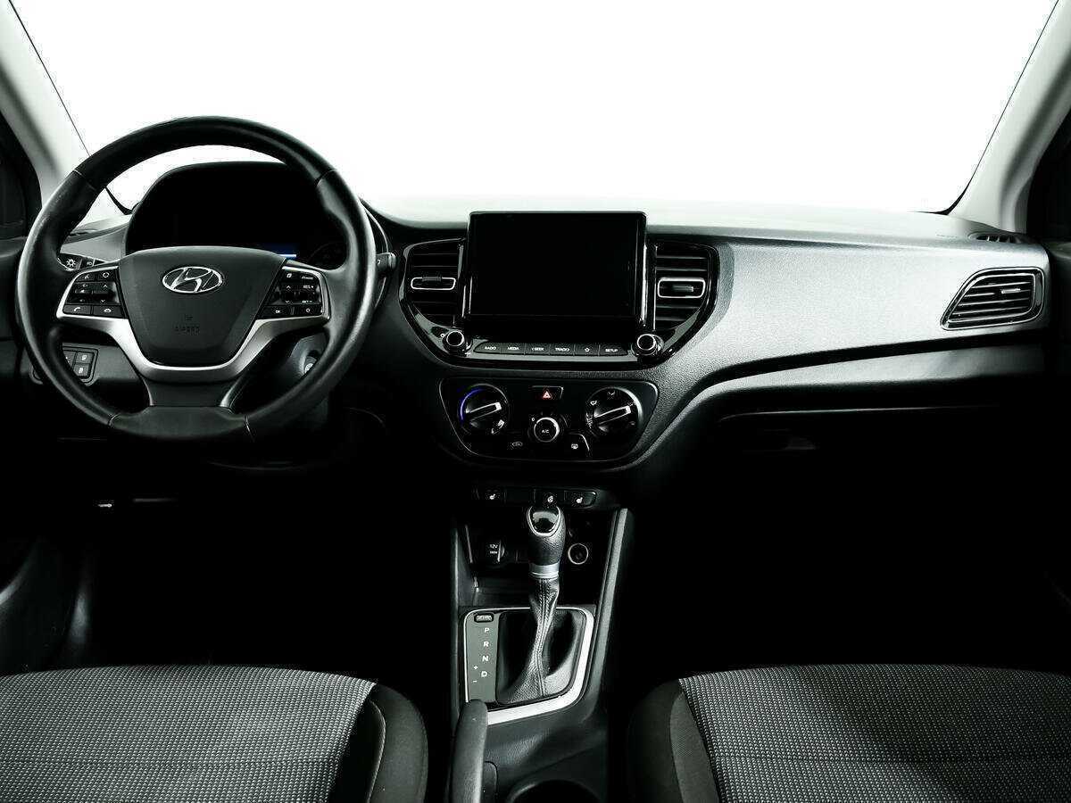 Hyundai Solaris с пробегом — 2020 год. Фото: #10