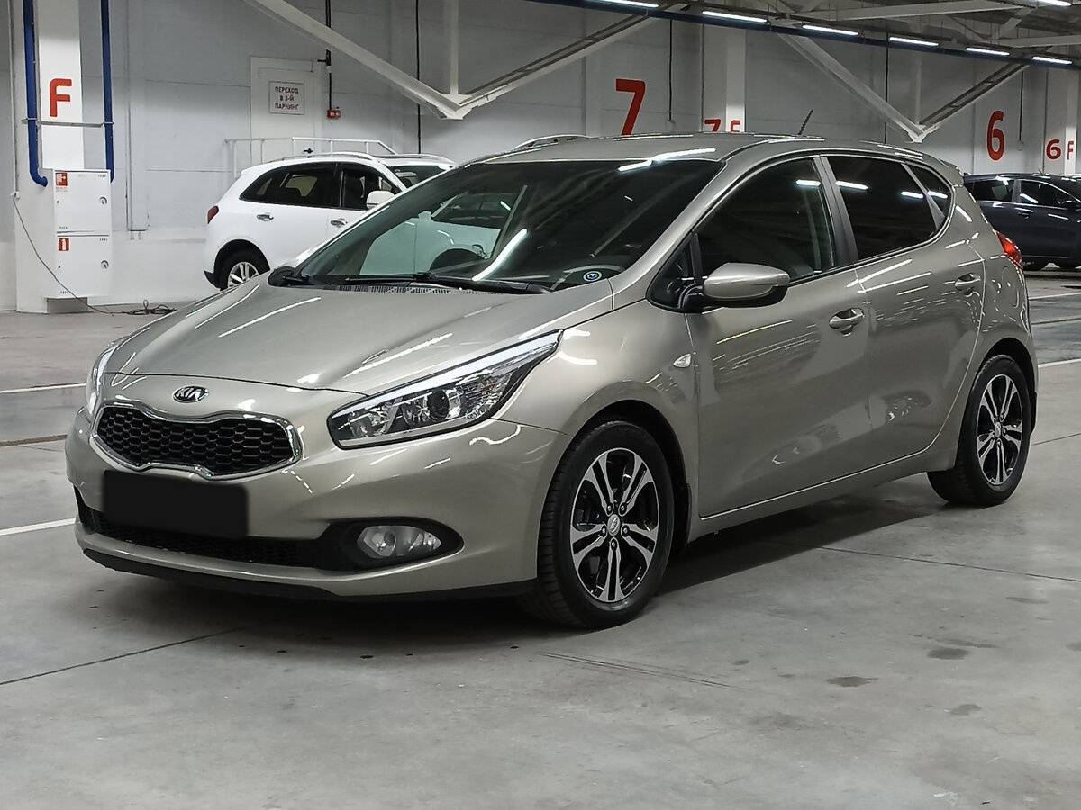Kia Ceed с пробегом — 2015 год. Фото: #0