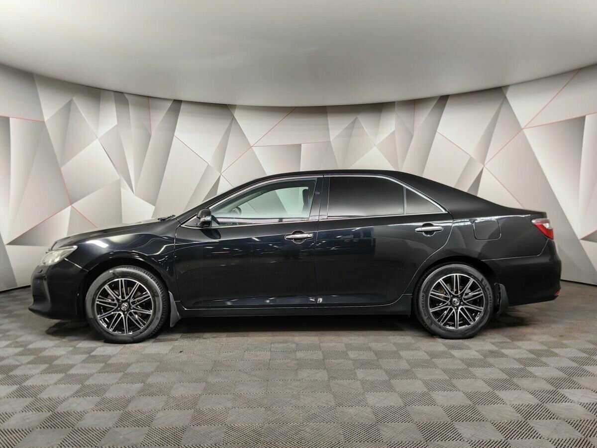Toyota Camry с пробегом — 2015 год. Фото: #4