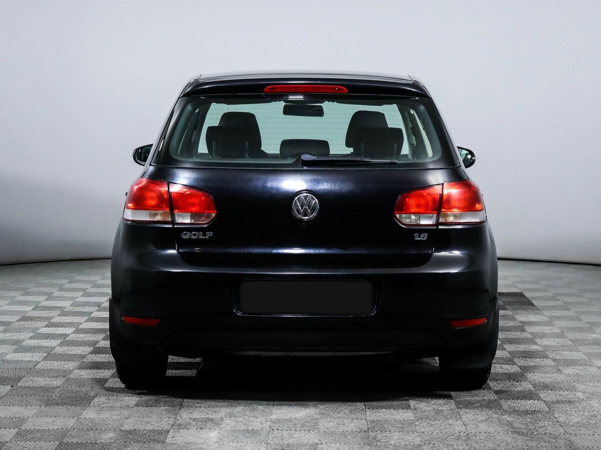 Volkswagen Golf с пробегом — 2012 год. Фото: #4
