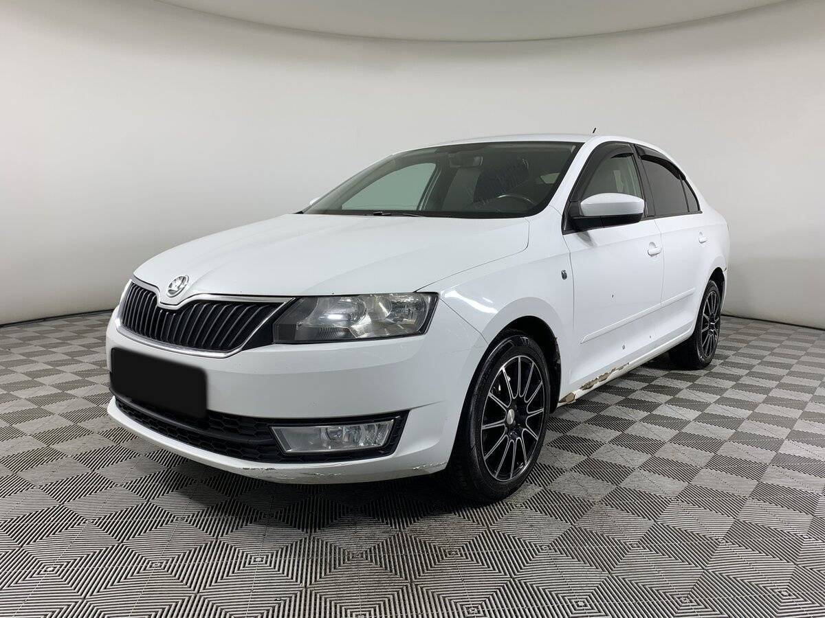 Skoda Rapid с пробегом — 2016 год. Посмотреть фото