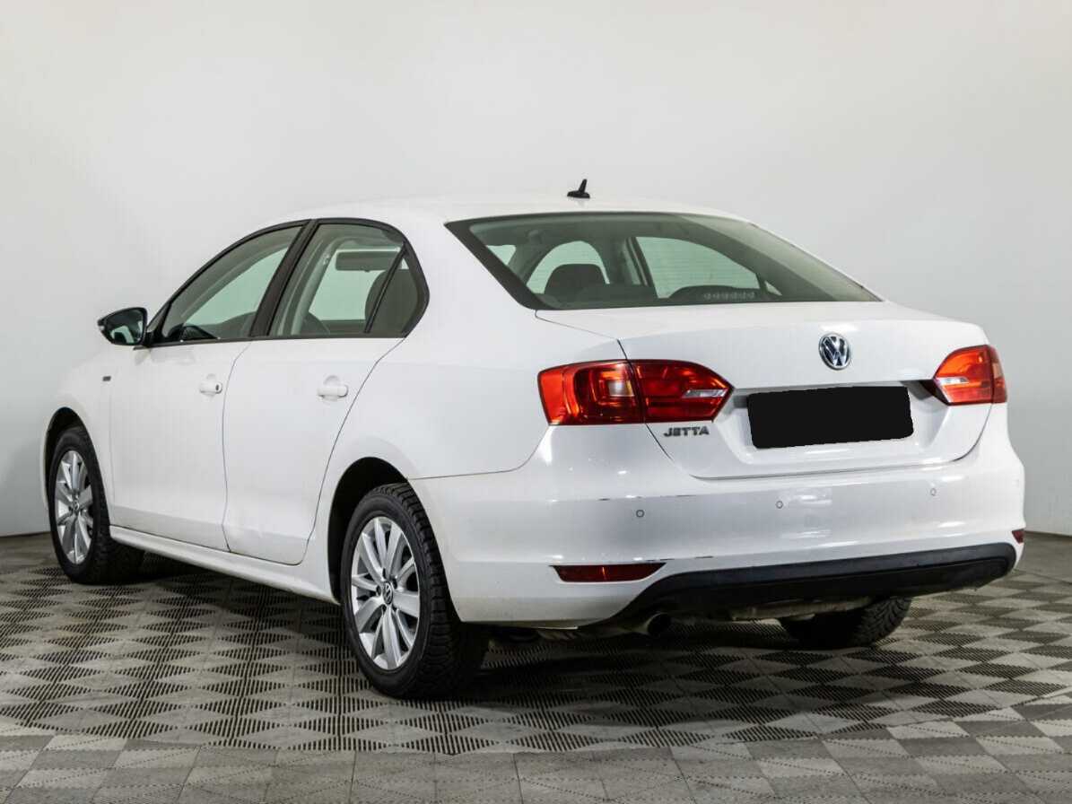 Volkswagen Jetta с пробегом — 2013 год. Фото: #5