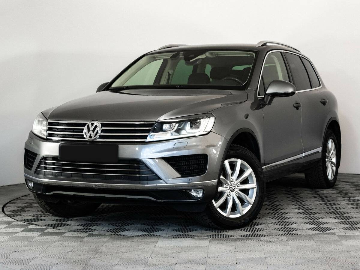 Volkswagen Touareg с пробегом — 2016 год. Фото: #0