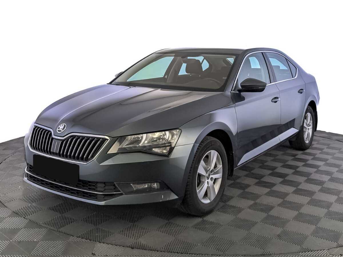 Skoda Superb с пробегом — 2019 год. Фото: #0