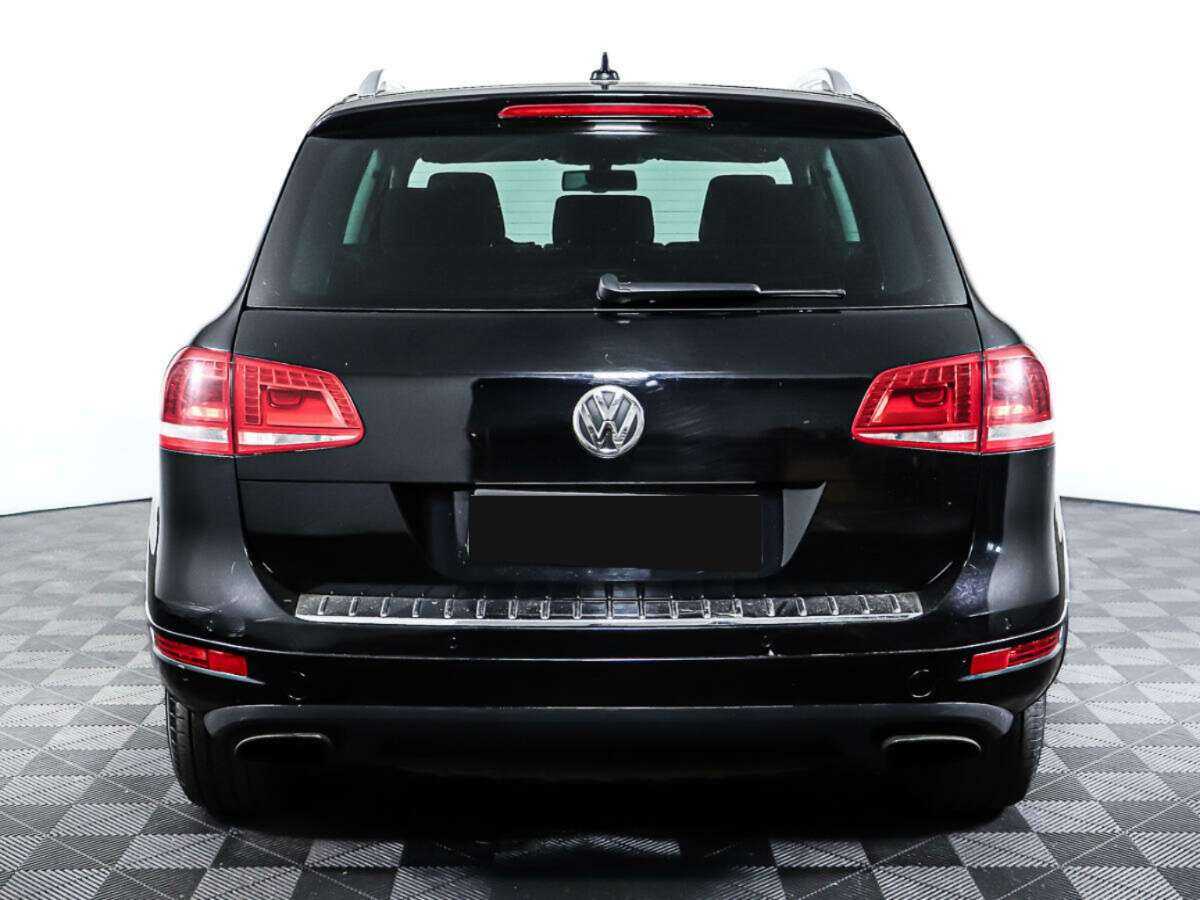 Volkswagen Touareg с пробегом — 2013 год. Фото: #5