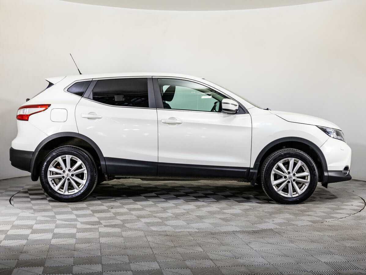 Nissan Qashqai с пробегом — 2015 год. Фото: #3