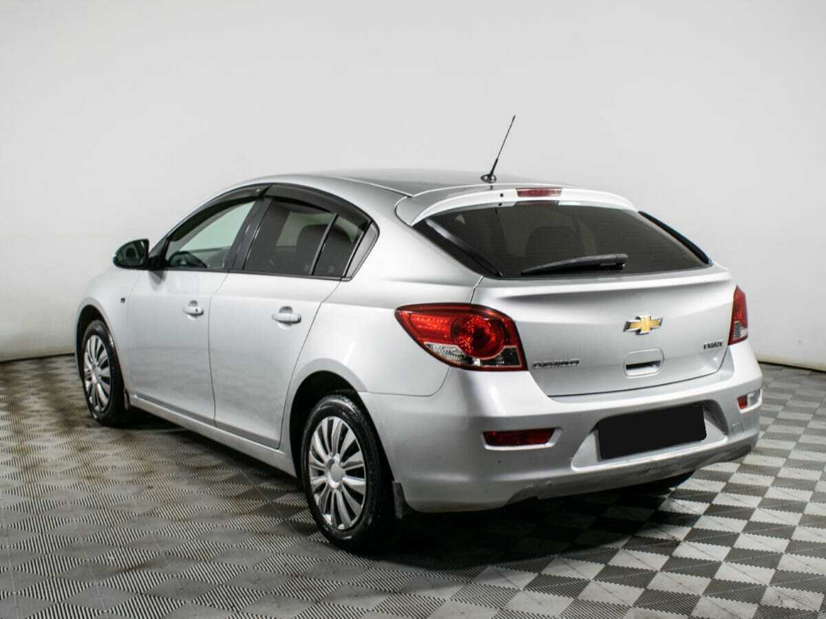 Chevrolet Cruze с пробегом — 2013 год. Фото: #5
