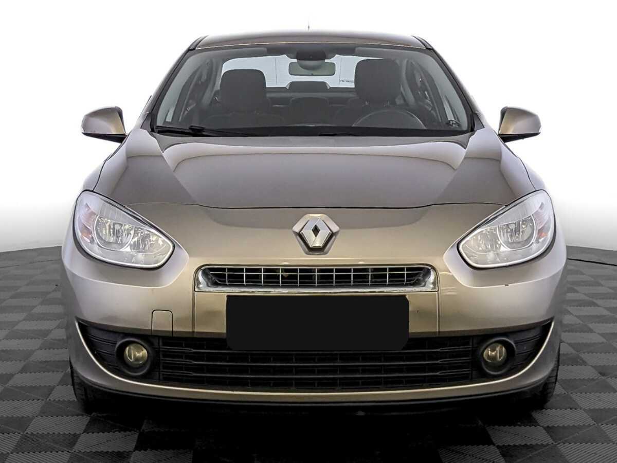 Renault Fluence с пробегом — 2012 год. Фото: #1