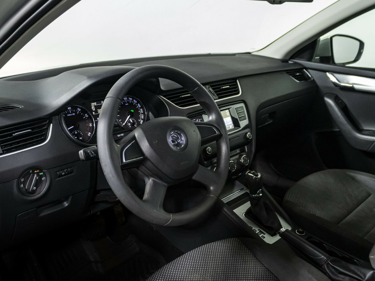 Skoda Octavia с пробегом — 2014 год. Фото: #7